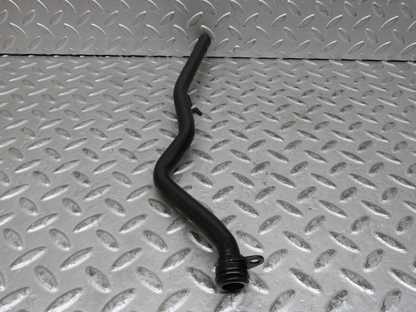 29130 Mercedes-Benz C124 320CE Coupe Water Cooling Pipe