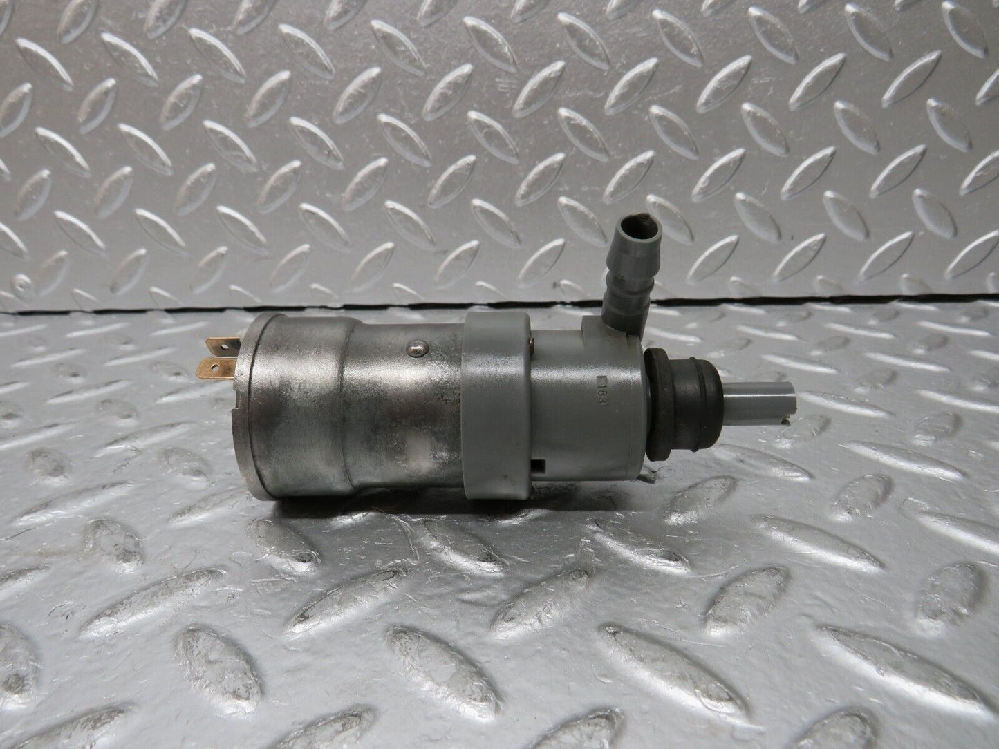 30131 Porsche 924 Windscreen Washer Pump Hella
