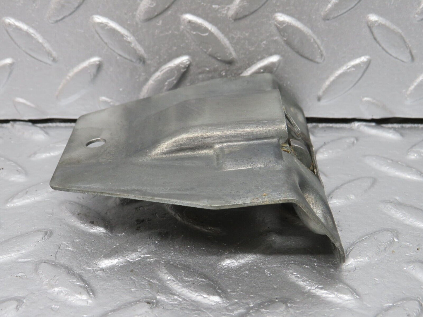 40017 Mercedes-Benz R107 350SL Coupe Trunk Boot Lock Latch 1137500285