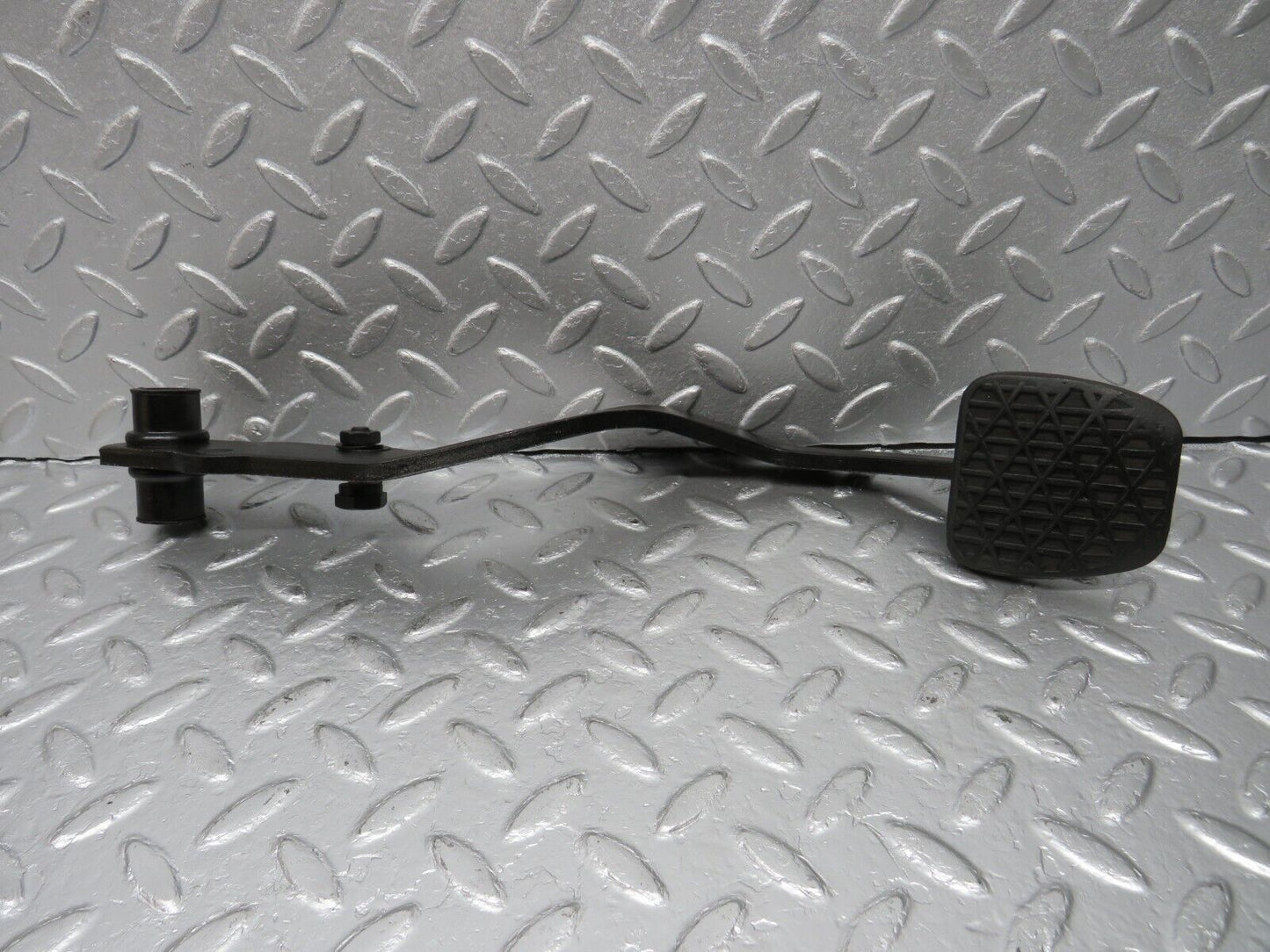 40380 Mercedes-Benz W110 230 Brake Pedal With Rubber 1102910182