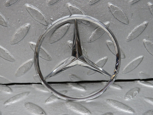37760 Mercedes-Benz A124 320E Cabriolet Trunk Lid Badge Emblem 2017580158