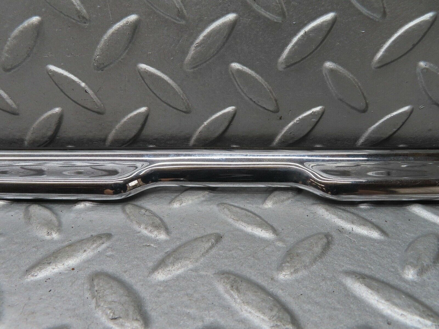 17696 Mercedes-Benz W116 450SEL Tailgate Chrome Handle Bar 1167580102