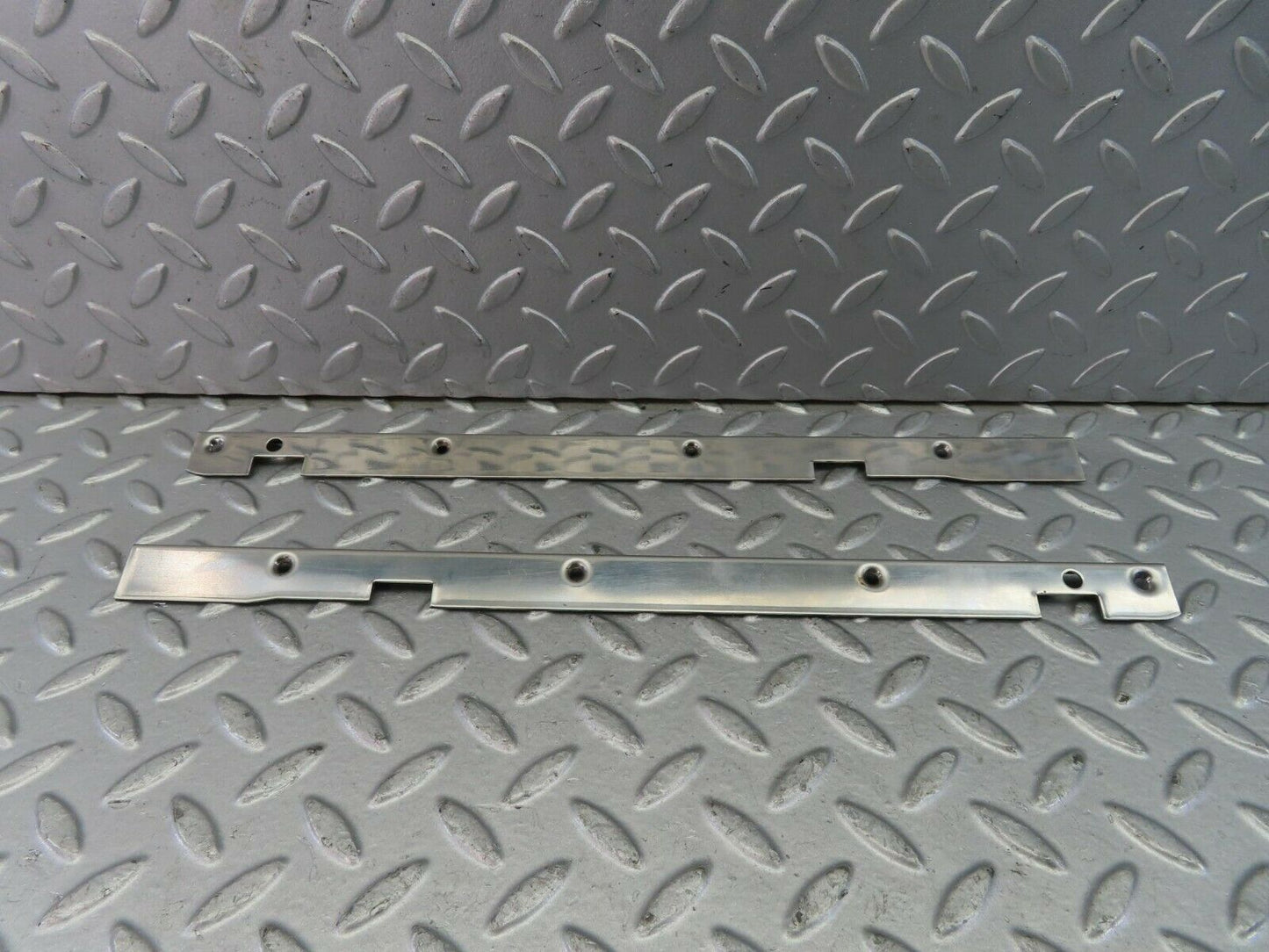 9450 Mercedes-Benz C124 300CE Coupe Sunroof Sliding Guide Rail Left And Right