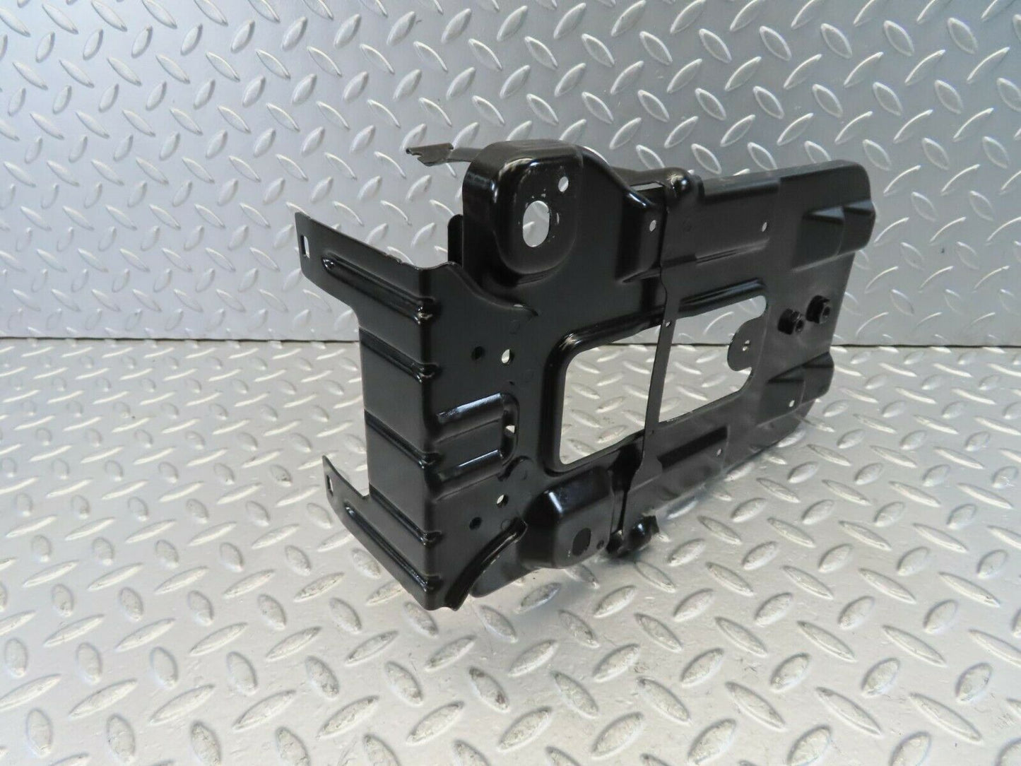11198 Mercedes-Benz W221 S320 Battery Holder Tray