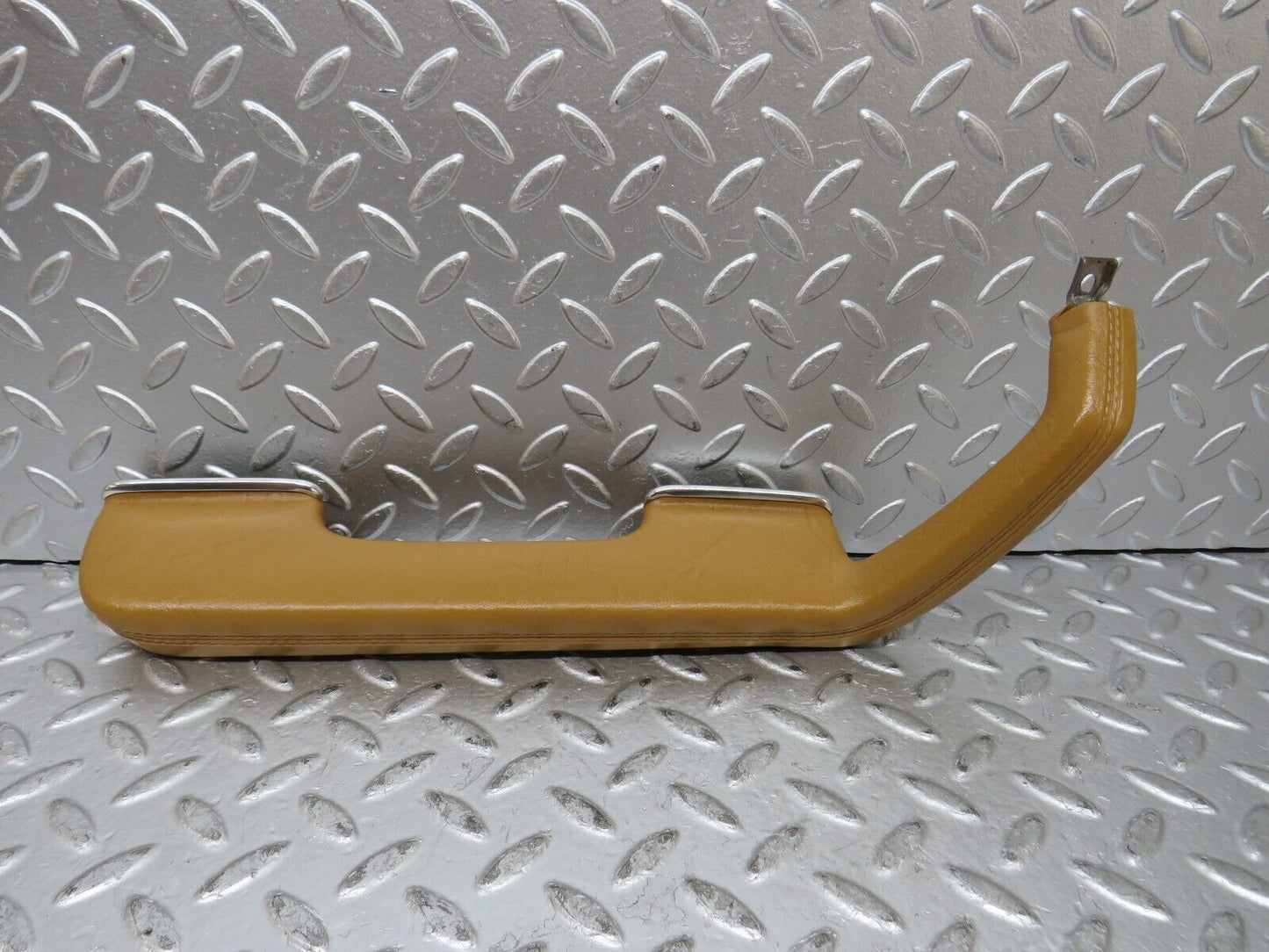 27219 Mercedes-Benz W123 280E Left Interior Door Handle Palomino 1239701701