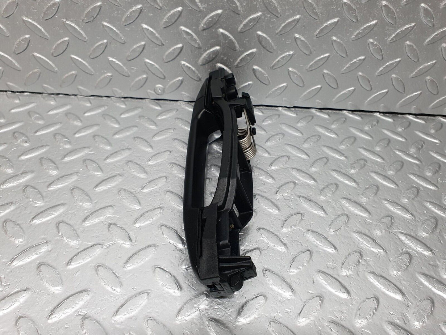 42035 Mercedes-Benz W202 C200 Front Left Exterior Door Handle No Key