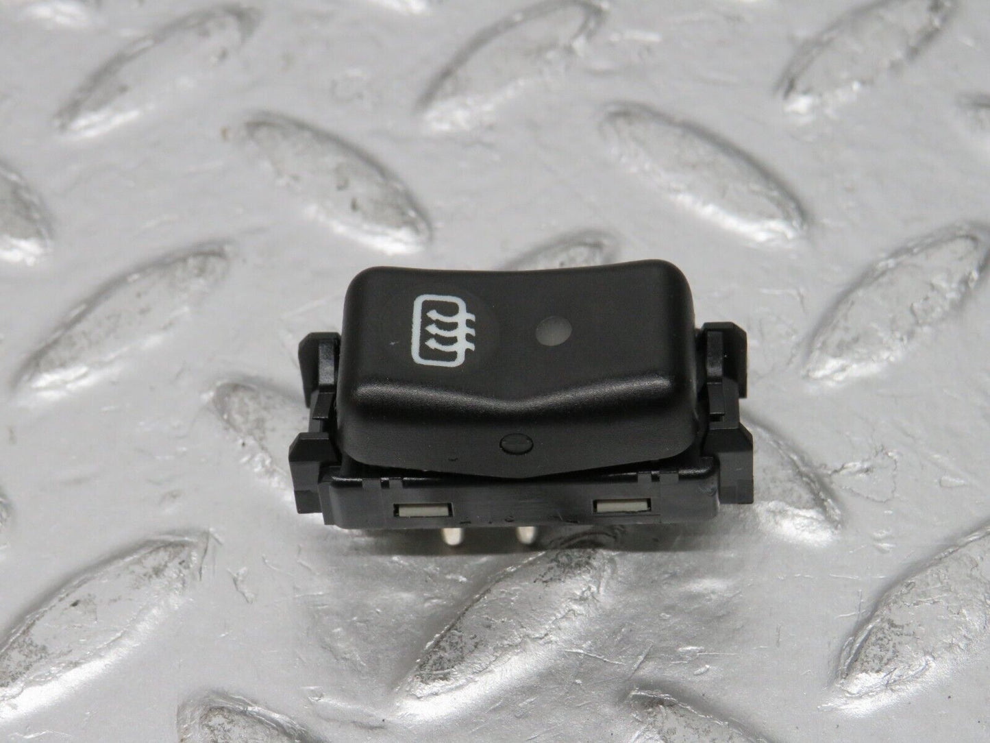 31380 Mercedes-Benz S124 220TE Rear Windscreen Defroster Switch 1298207410