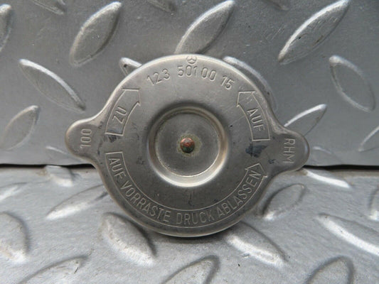 13621 Mercedes-Benz W123 200 Radiator Cap 1235010015