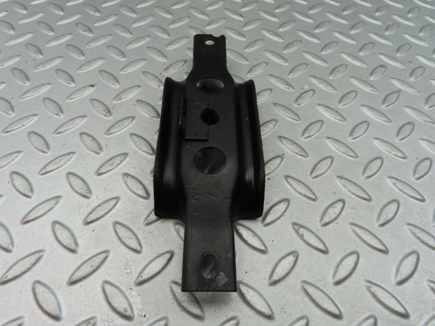 7212 Mercedes-Benz C107 350SLC Coupe Cardan Shaft Drive Shaft Bracket
