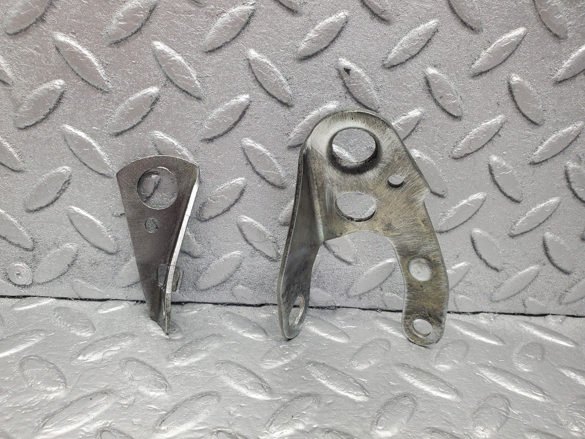 W201 Baby Benz engine lifting eyes hooks used OEM