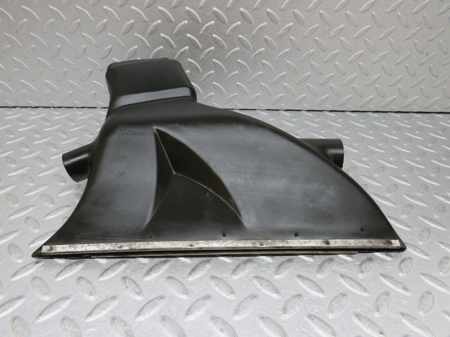 35832 Mercedes-Benz W108 Dashboard Air Vent Duct Right