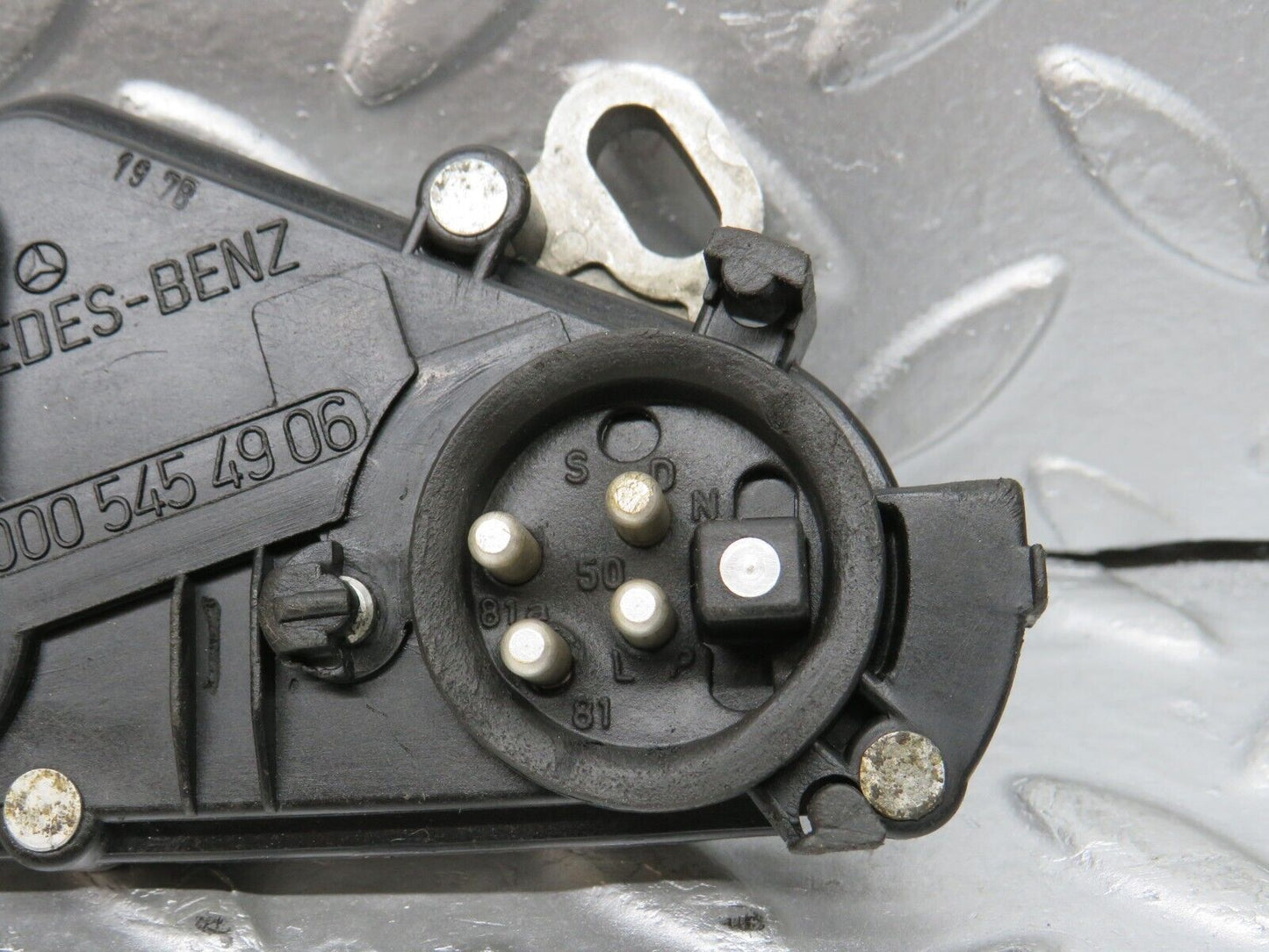 32700 Mercedes-Benz S124 300TE Wagon Reverse Light Switch 0005454906 04854300