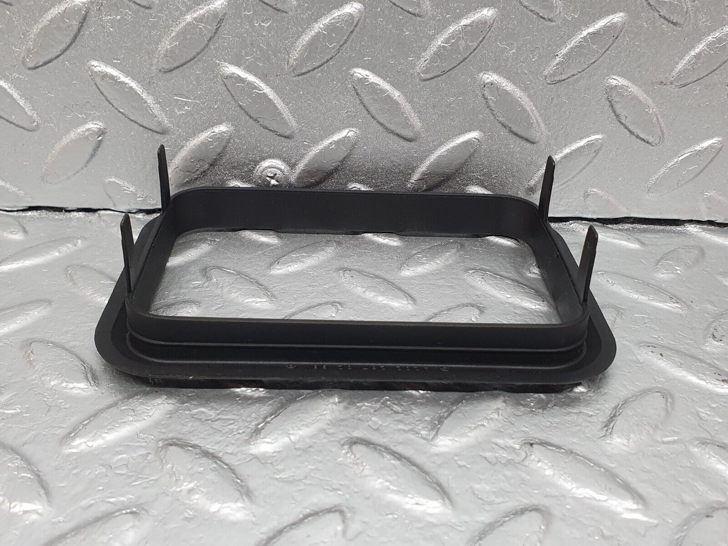 41908 Mercedes-Benz W202 C200 Gear Selector Surround Trim 2022670288
