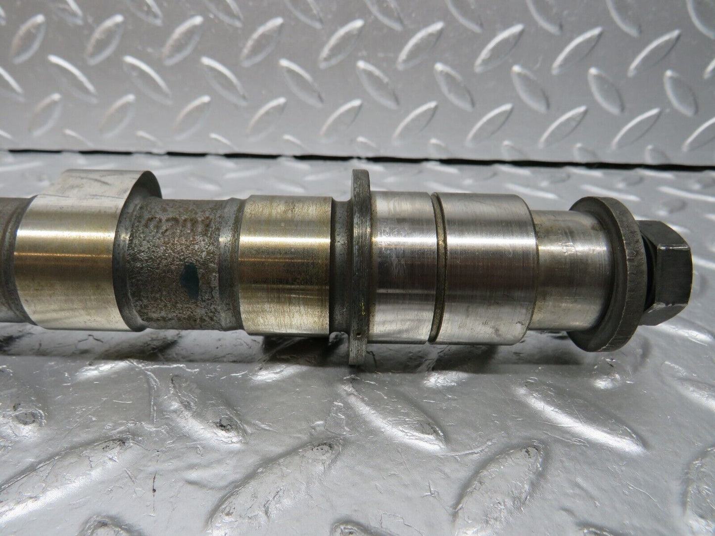 31065 Mercedes-Benz W123 200D Camshaft 6150510201