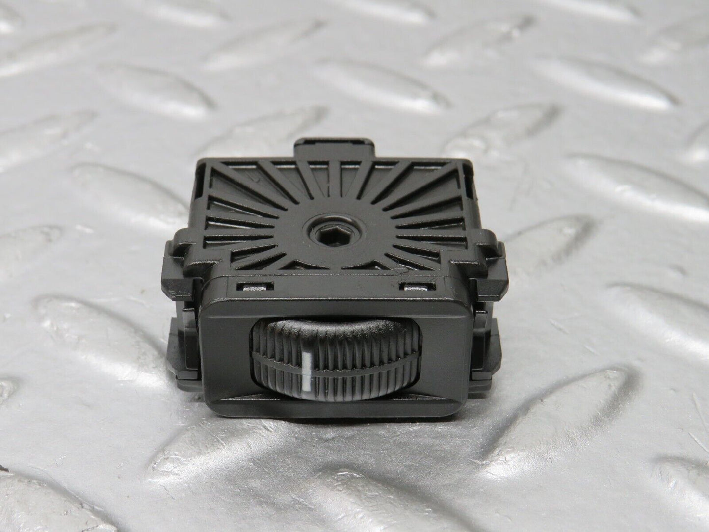 33480 Mercedes-Benz W202 C180 Headlight Level Switch