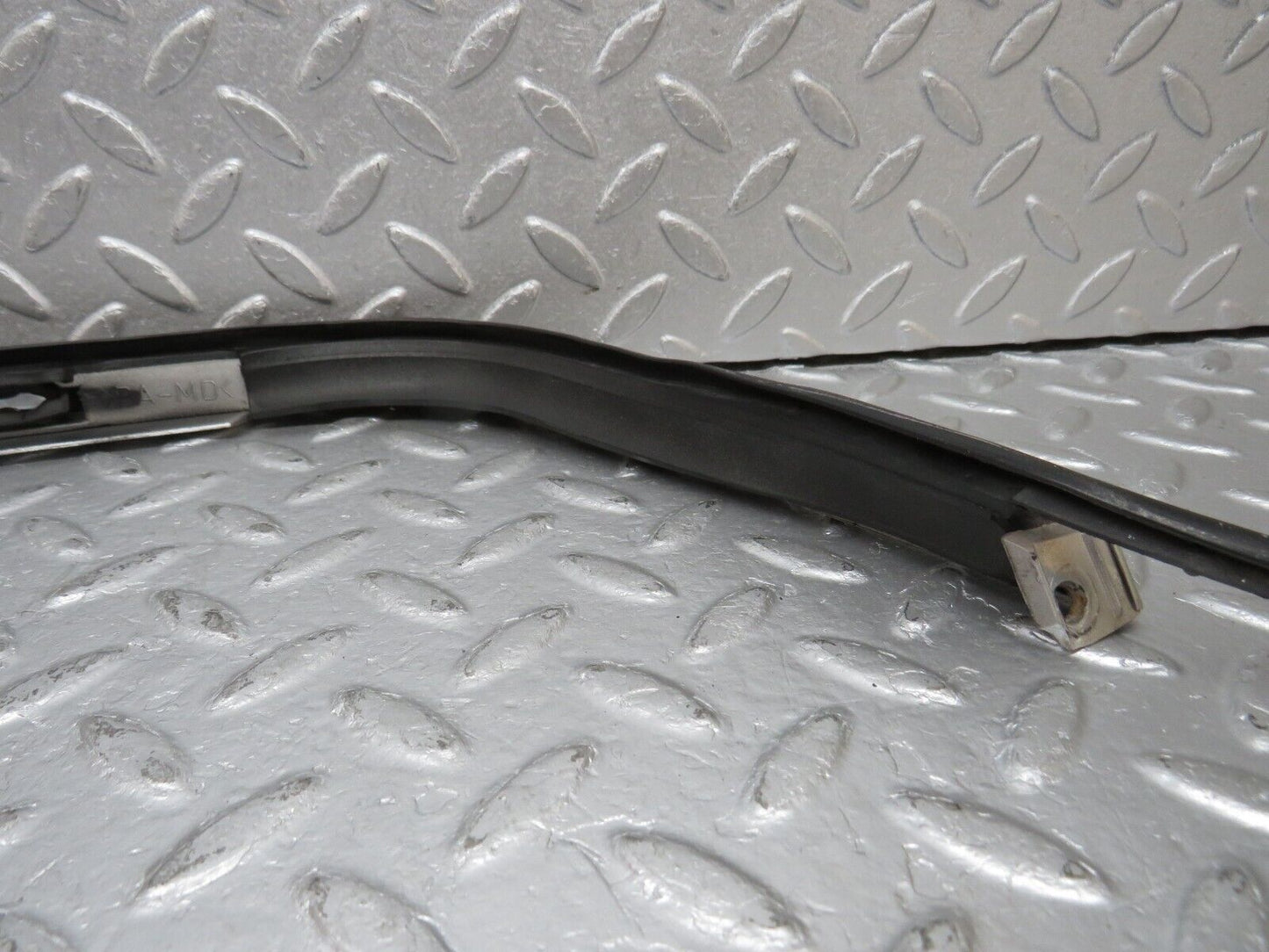 39695 Mercedes-Benz R129 320SL Coupe Left Headlight Lower Trim 1298260577 1298260777