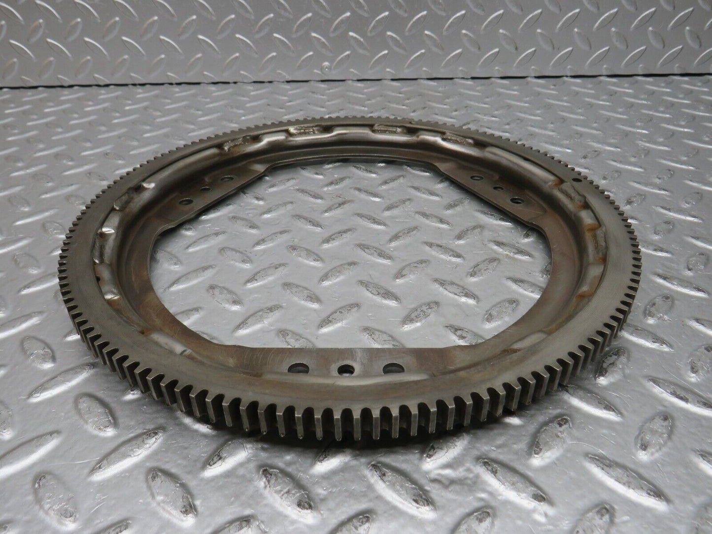 32072 Mercedes-Benz W123 230E Flywheel Starter Ring