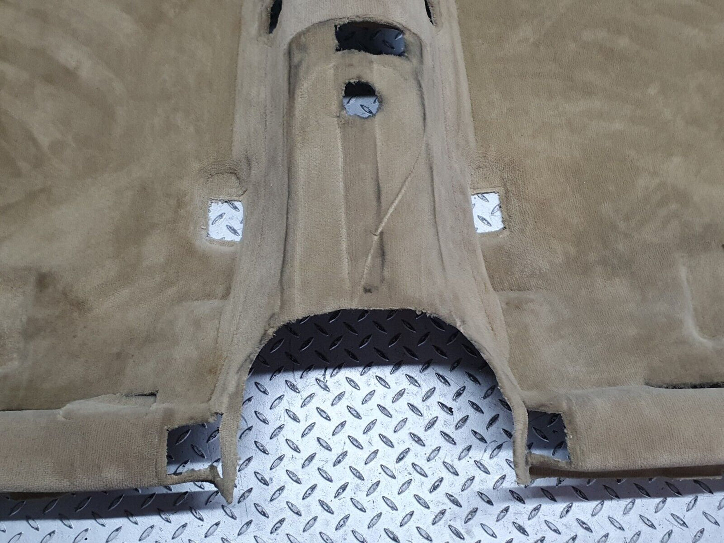 41136 Mercedes-Benz W126 300SE Rear Floor Carpet Beige 1266801546