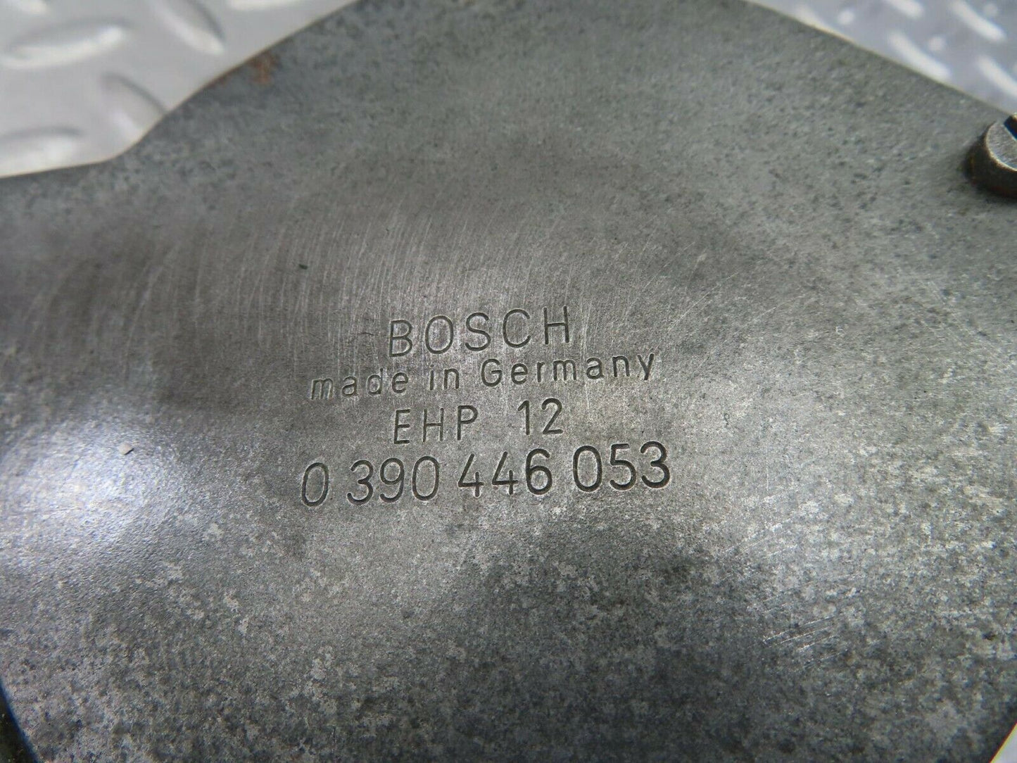 8259 Mercedes-Benz W115 Wiper Motor Bosch 0390446053
