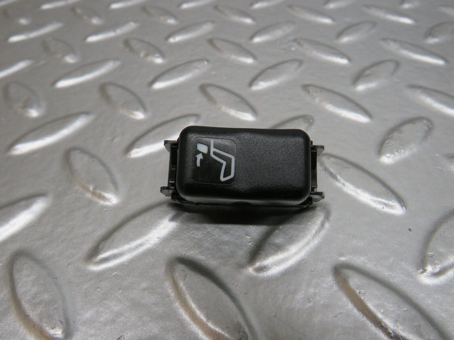 24673 Mercedes-Benz W140 S320 Head Rest Control Switch 1408205210