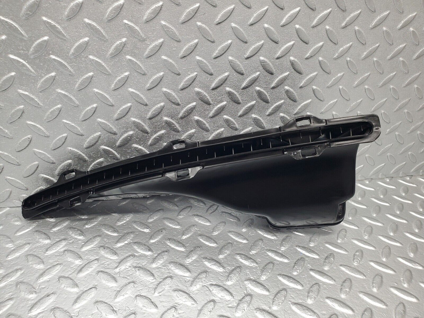 46506 Mercedes-Benz C123 280CE Coupe Air Duct Vent Pair 1238300219 1238300119