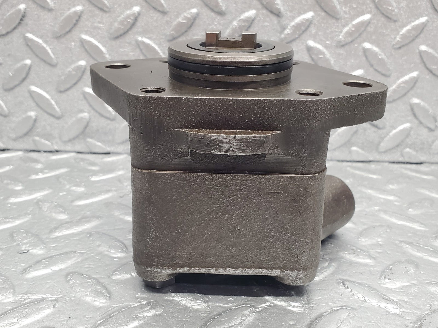 W112 power steering pump used OEM
