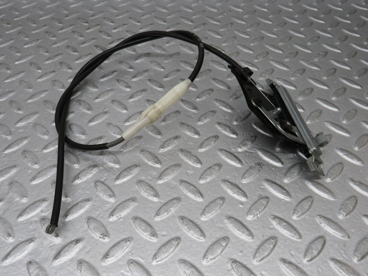 36201 Mercedes-Benz W126 420SE Rear Heater Regulator 1268300385 1268301631