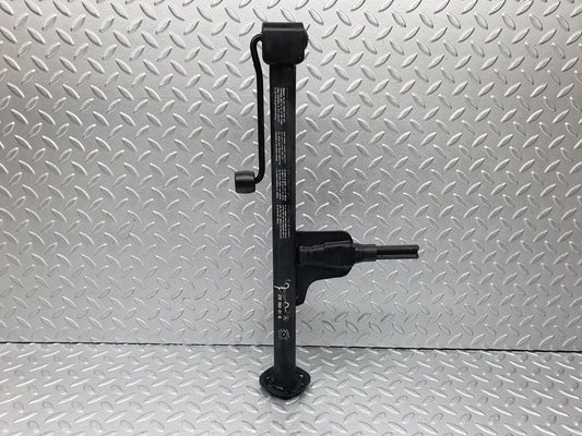 41785 Mercedes-Benz W202 C200 Car Jack 2105830115