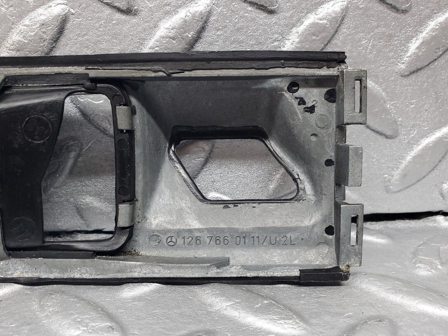 45894 Mercedes-Benz W126 420SE Front Interior Door Handle Frame Left 1267660111