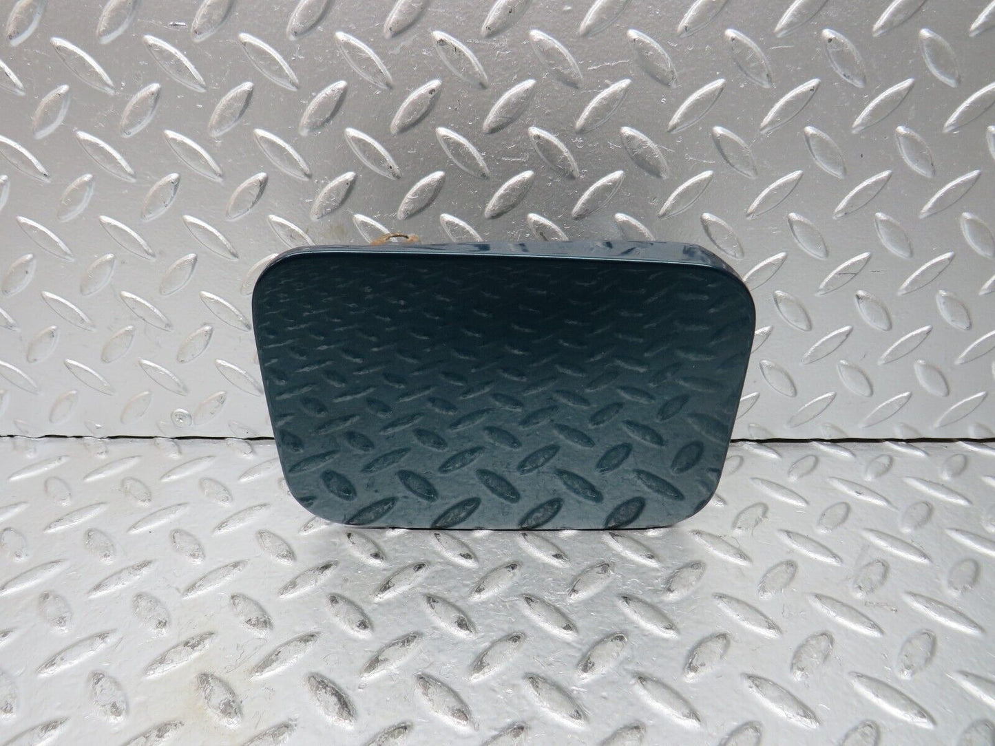 27603 Mercedes-Benz S124 300TE Wagon Fuel Tank Flap Cap 1245841039