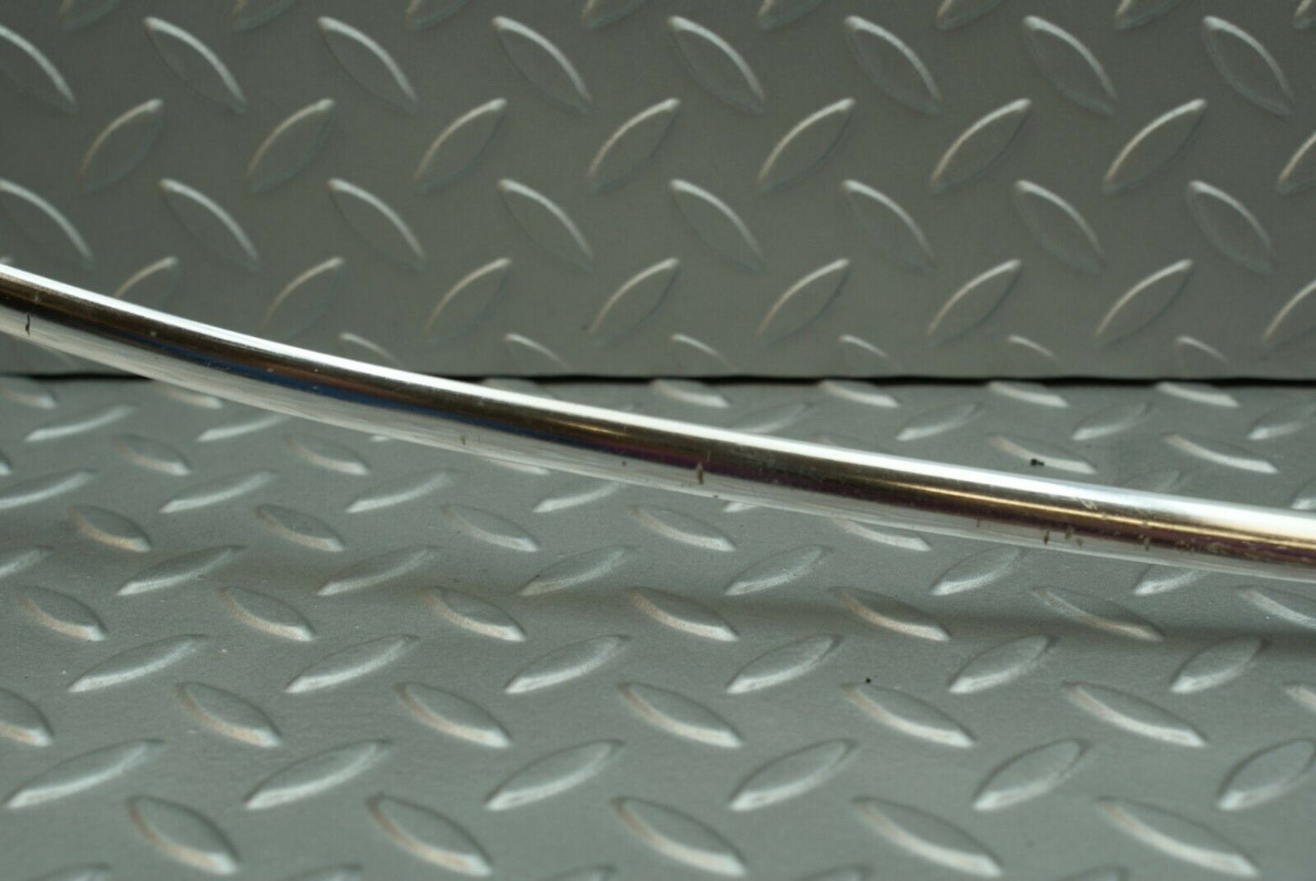 3312 Mercedes-Benz S123 200T Wagon Front Windscreen Chrome