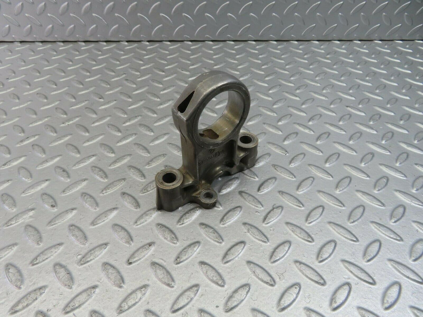 10209 Mercedes-Benz W111 220SE Camshaft Tower Bearing 1800514016 48 mm