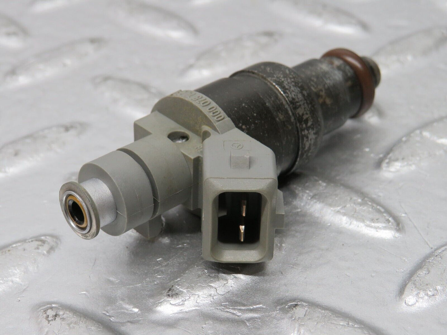 33483 Mercedes-Benz W202 C180 Fuel Injector Siemens 0000787423