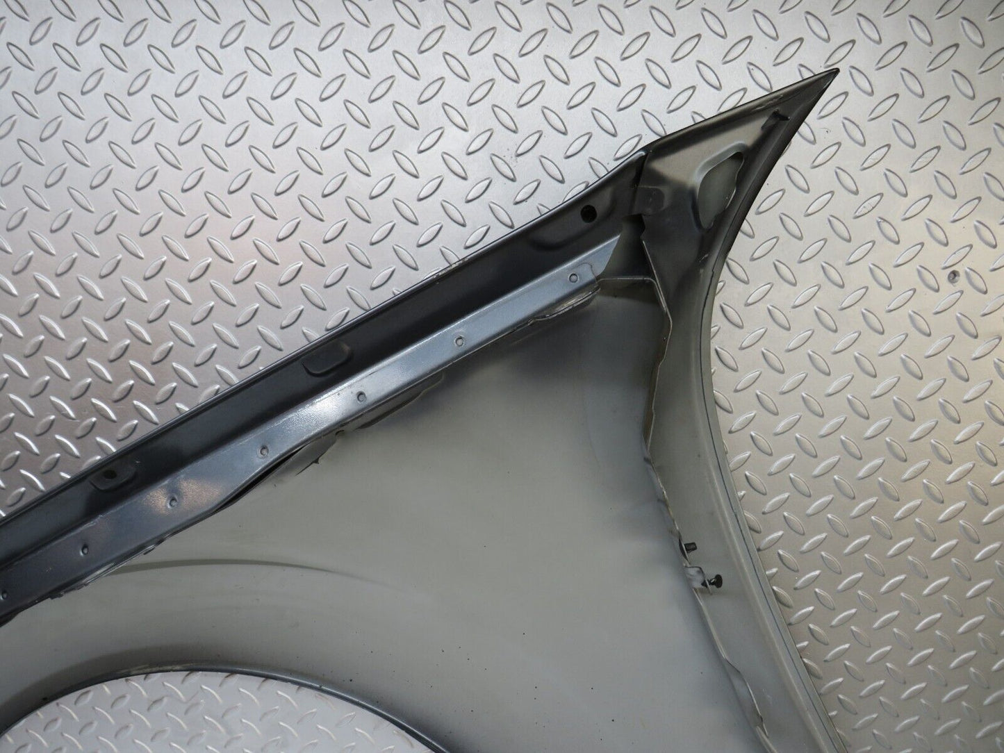 35093 Mercedes-Benz W221 Front Right Aluminium Wing Fender