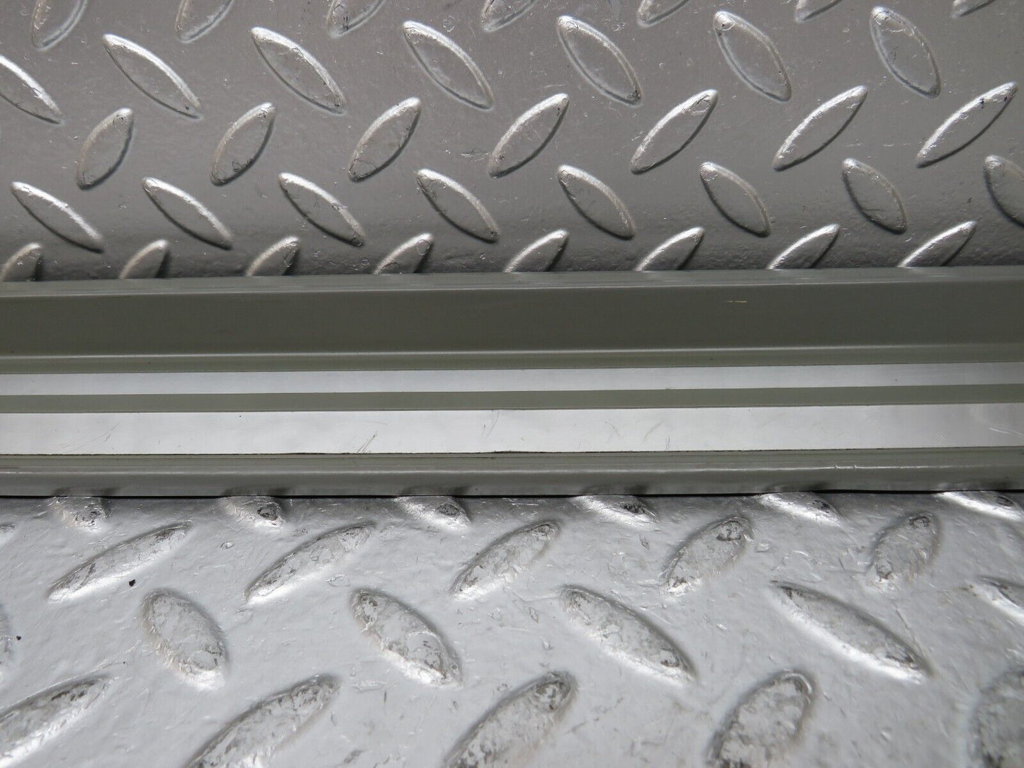 25865 Mercedes-Benz W124 280E Front Right Door Sill Trim