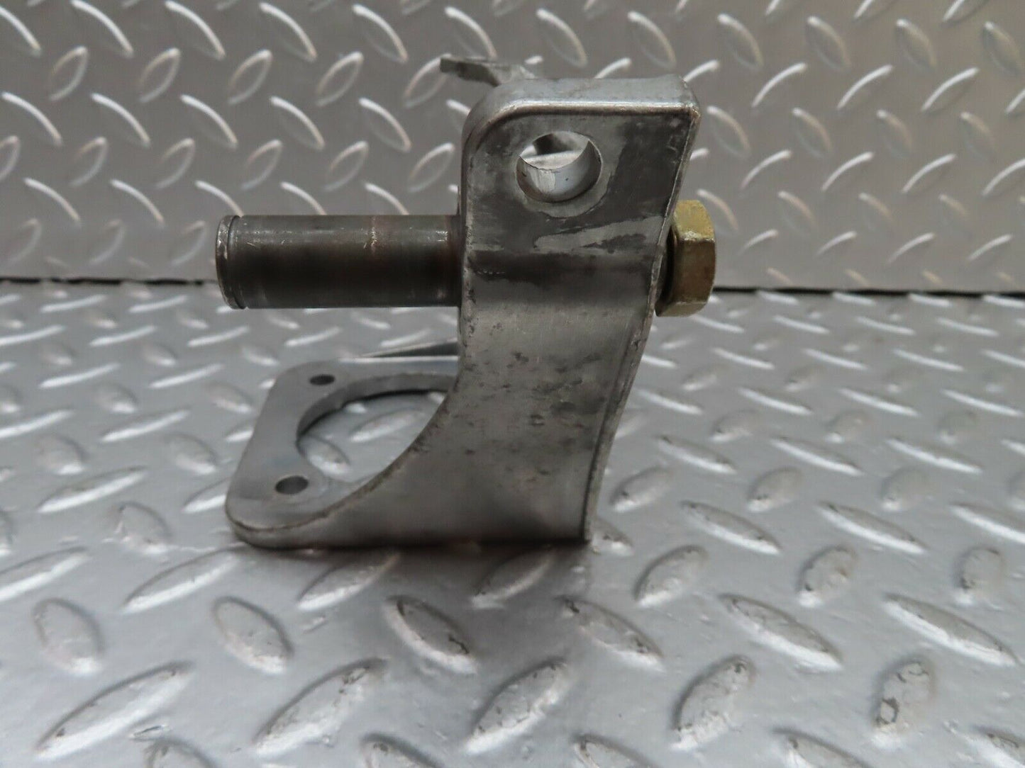 20061 Mercedes-Benz R129 300SL Coupe Brake Pedal Bracket 1292900419