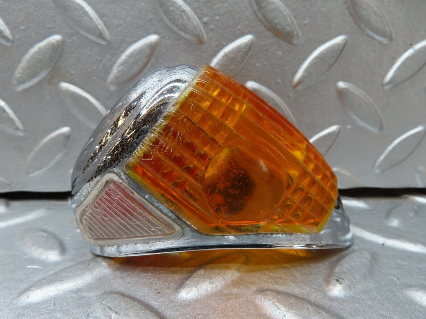 18657 Mercedes-Benz W120 W121 Ponton Front Left Wing Indicator Lens K23239