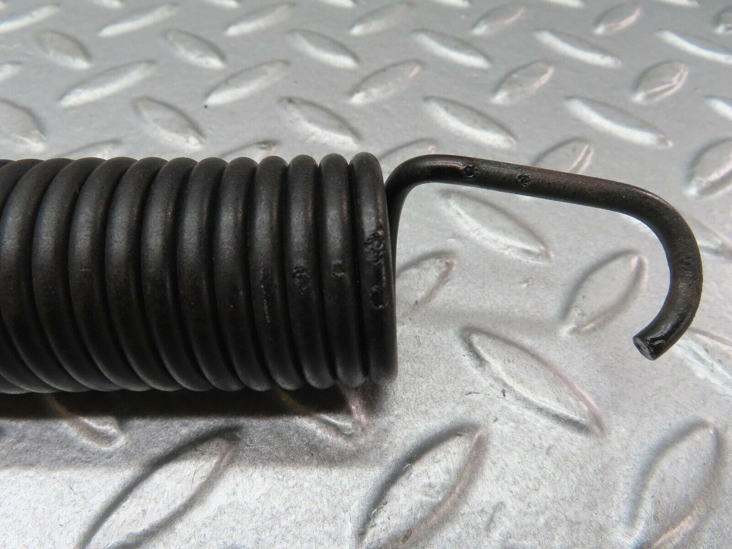 13538 Mercedes-Benz W123 200 Trunk Lid Hinge Spring