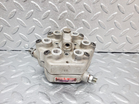 44284 Mercedes-Benz W123 280E Fuel Distributor Bosch 0438100069