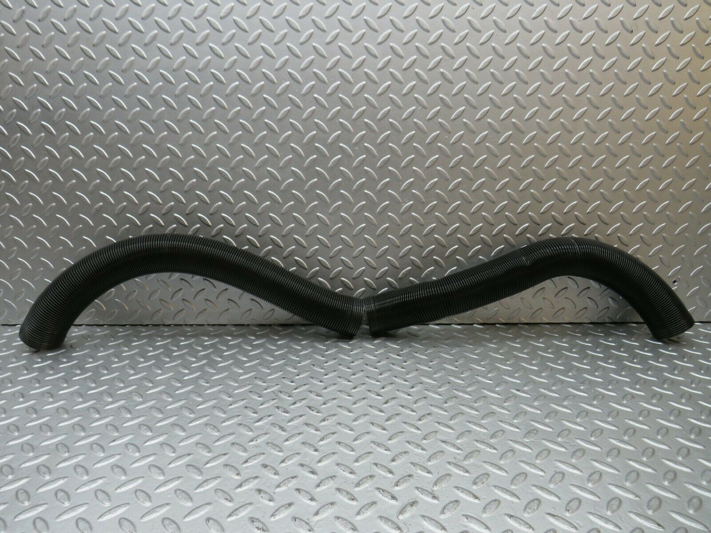 22041 Mercedes-Benz S123 280TE Wagon Heater Pipe Air Pipe Pair