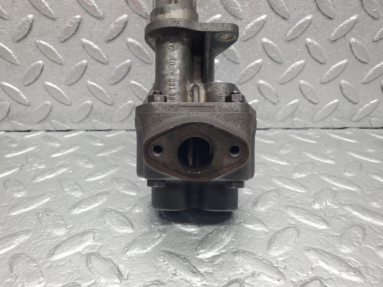 W112 oil pump used OEM
