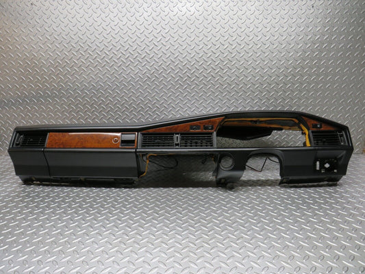 31553 Mercedes-Benz W201 190LE Dashboard Black