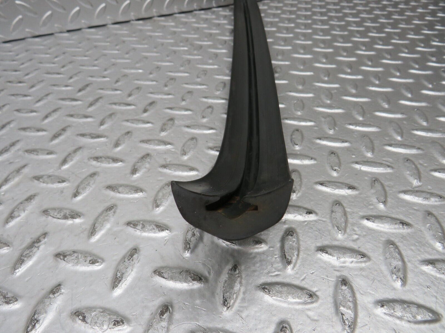 28875 Mercedes-Benz W123 230E Front Bumper Rubber