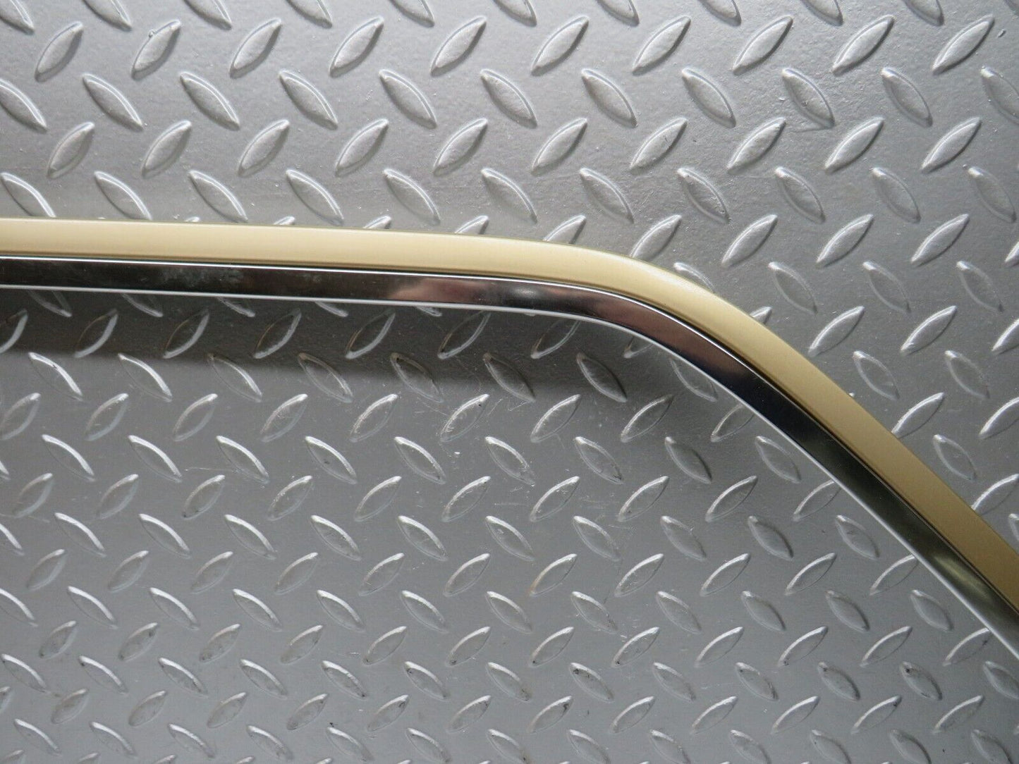 28464 Mercedes-Benz S123 240D Wagon Rear Right Exterior Frame Trim
