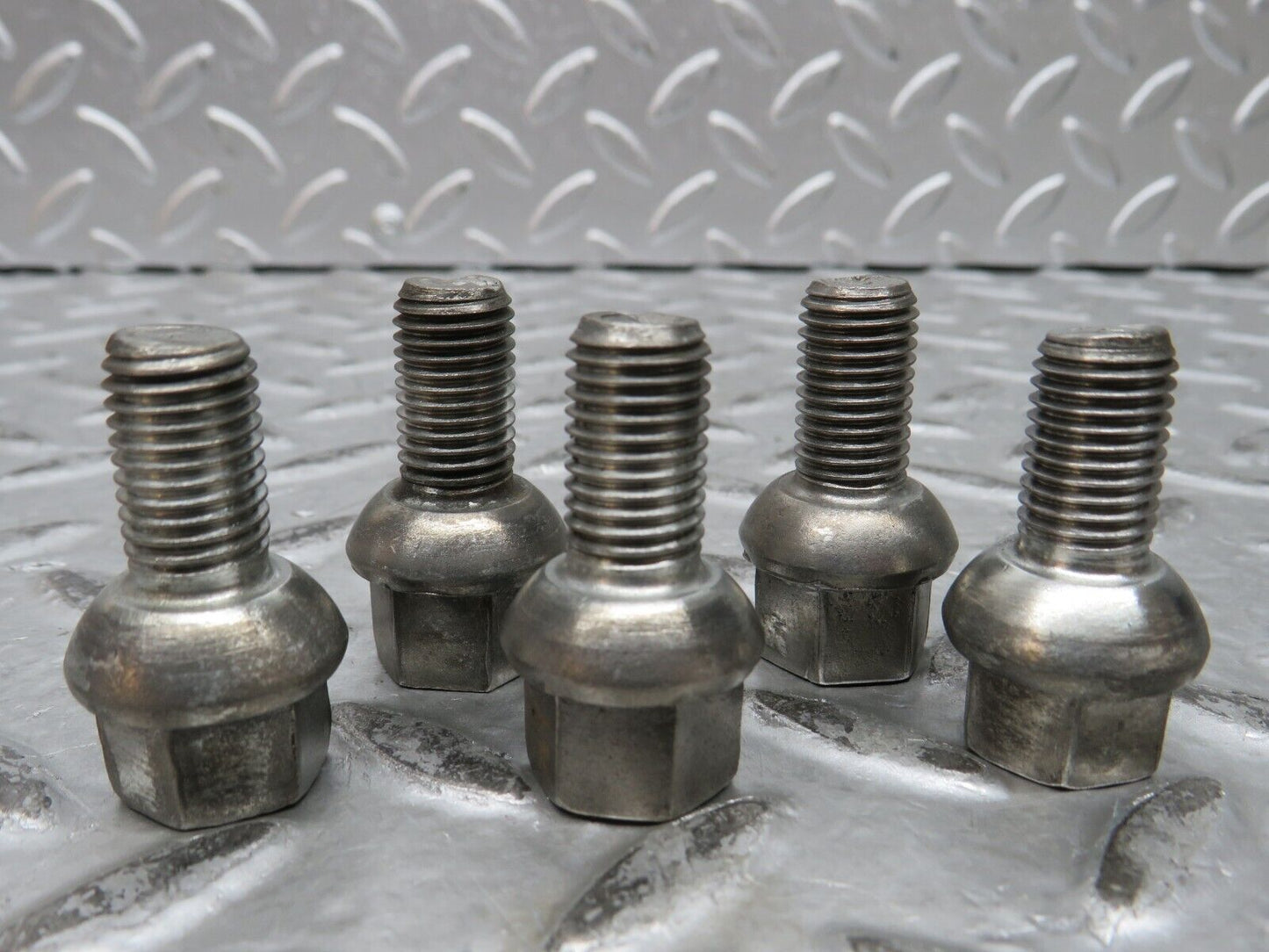 28545 Mercedes-Benz 5x Steel Wheel Lug Bolt M12x1.5
