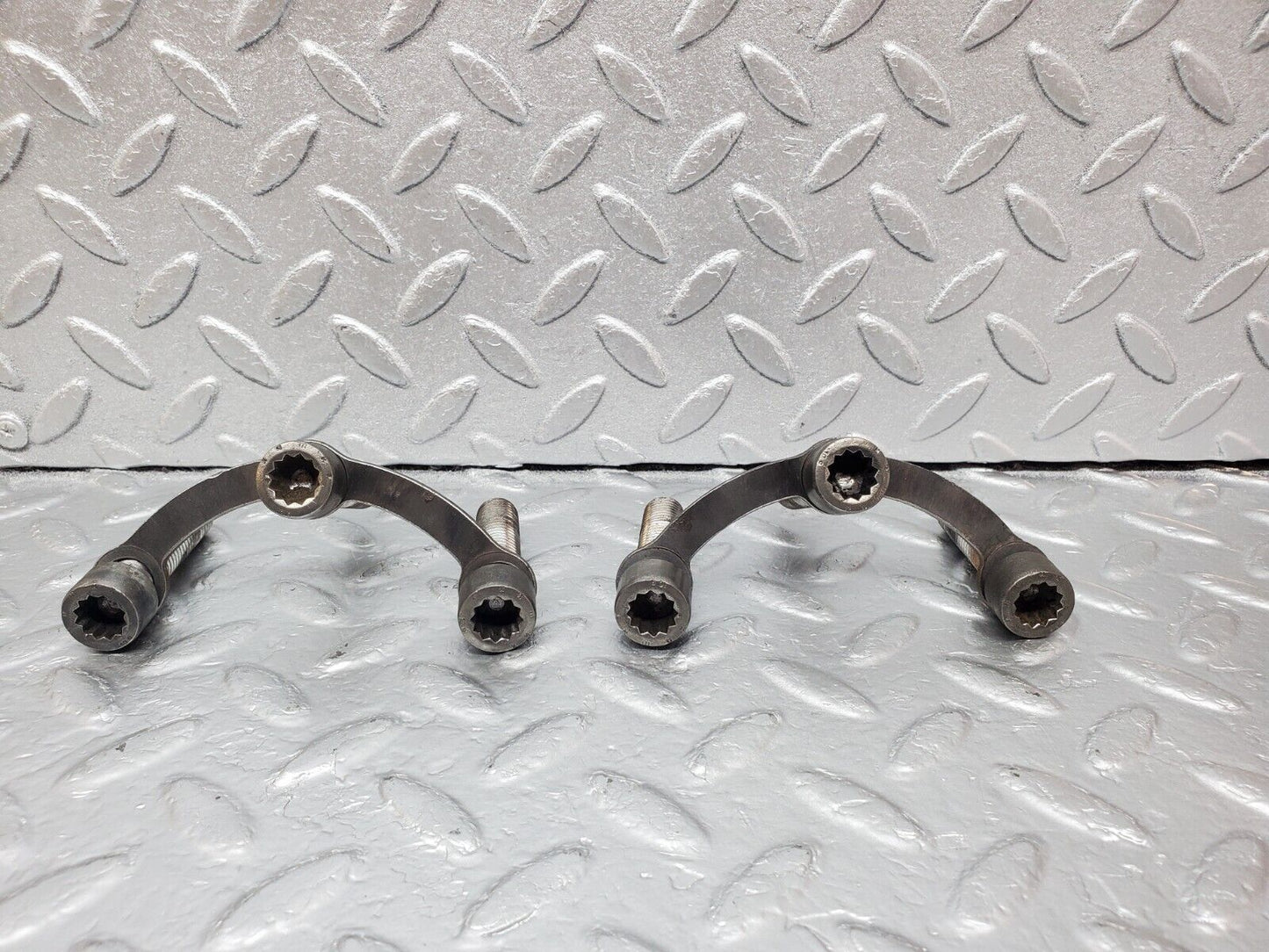 45788 Mercedes-Benz W126 420SE Drive Shaft Bolt Differential Bolt Set