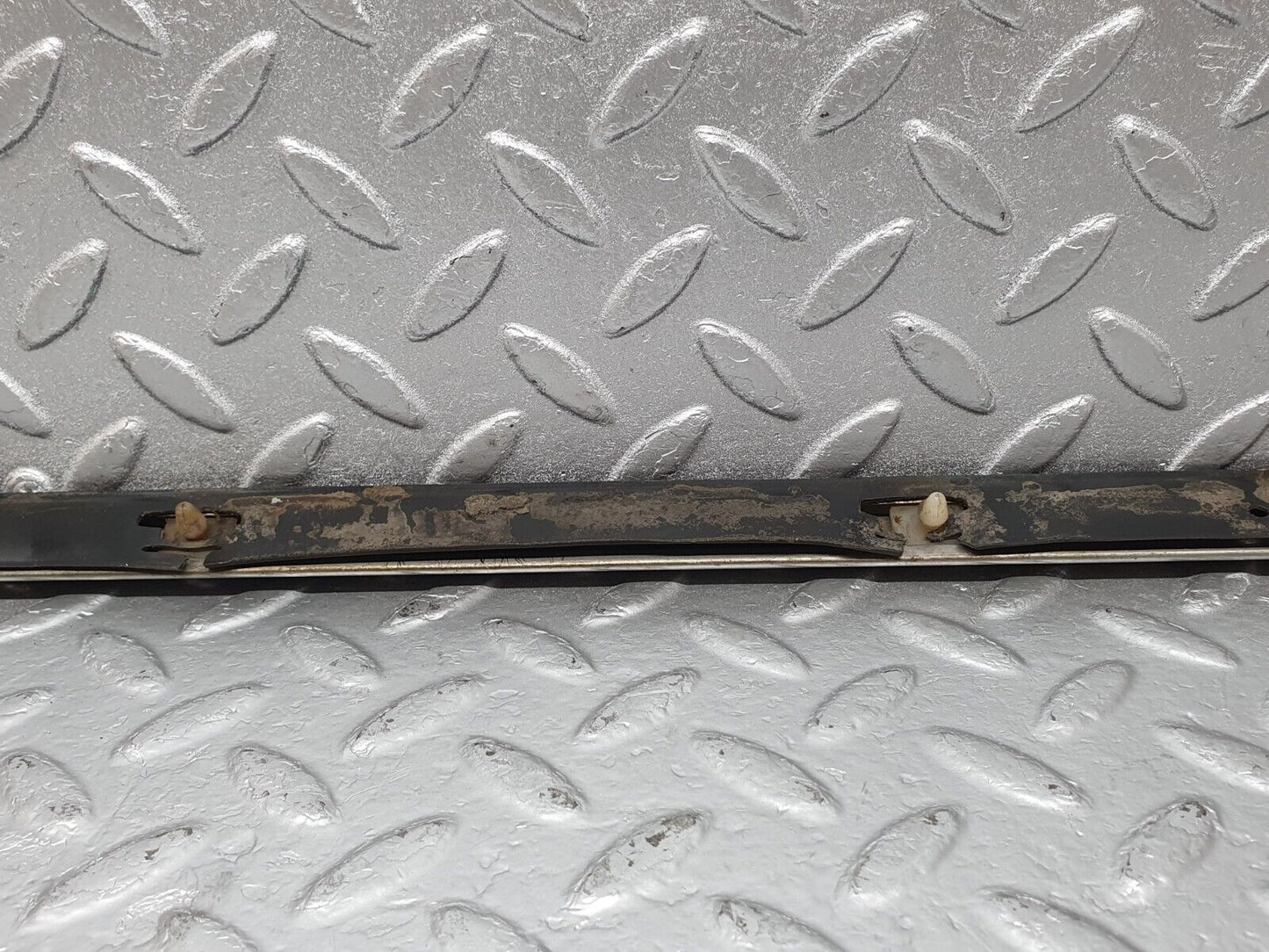 43458 Mercedes-Benz W108 280SE Rear Left Door Centre Moulding Trim