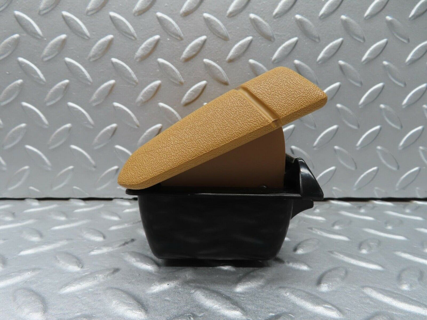 15953 Mercedes-Benz W123 280E Rear Door Ashtray