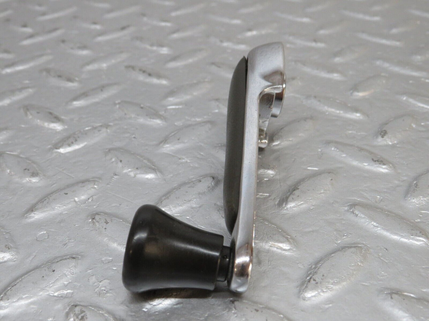 40220 Mercedes-Benz W110 230 Window Lifter Crank Handle