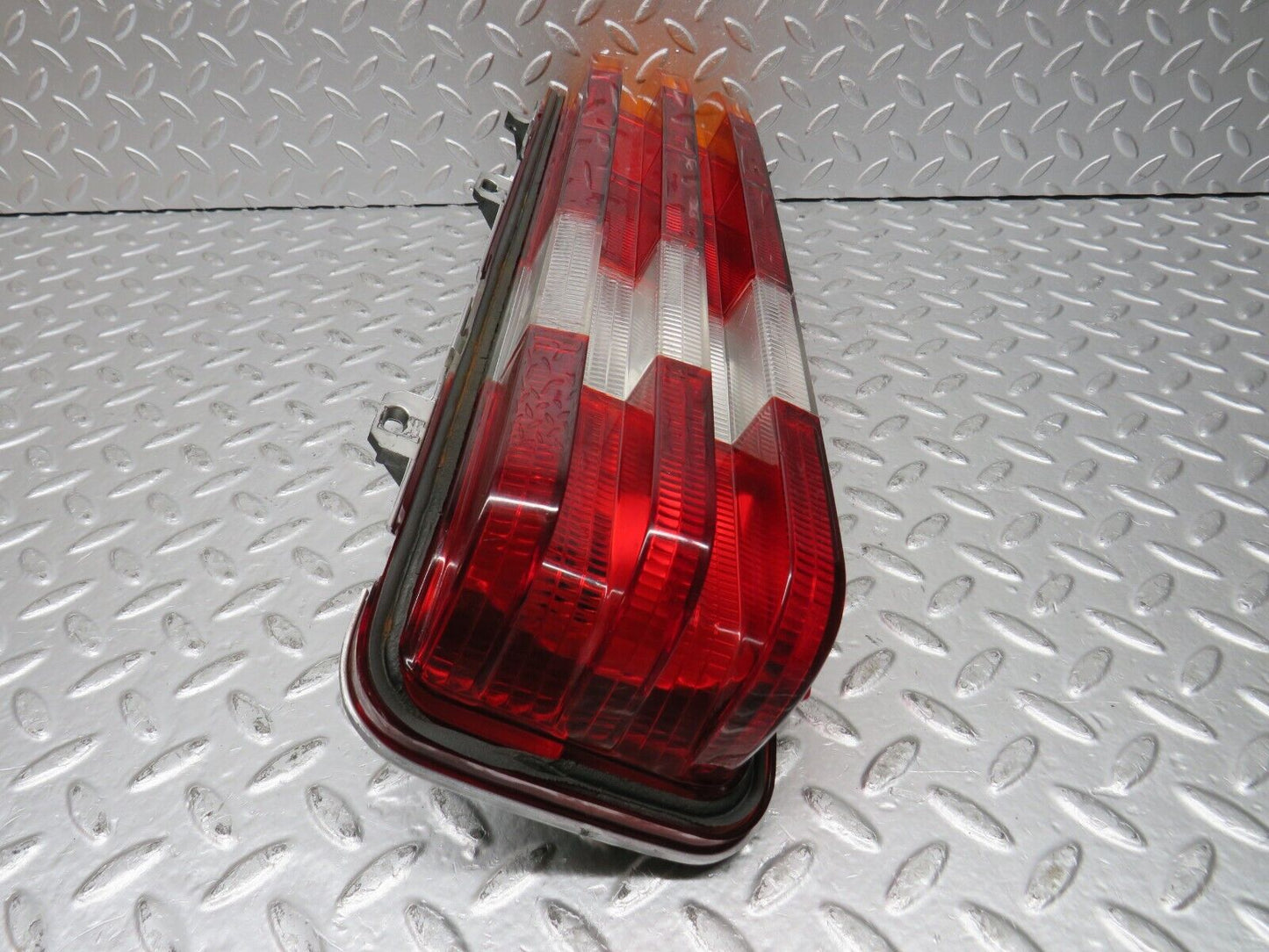 31945 Mercedes-Benz W123 230E Tail Light Left Side 1238205164